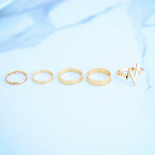 Lightning waves finger ring